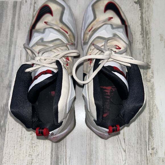 Nike LeBron Friday The 13th - 807219-106 Shoes main image 5